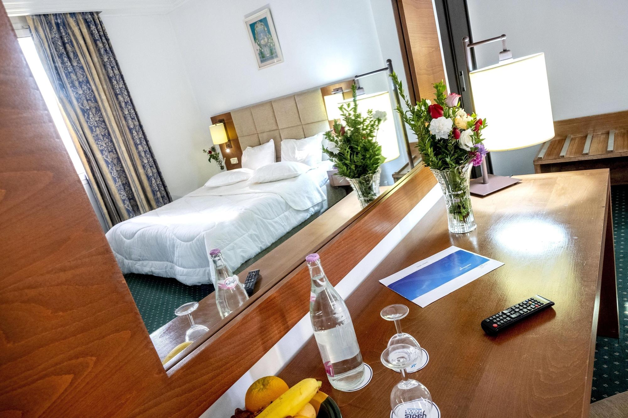 Hotel Ibn Khaldoun Τύνιδα Εξωτερικό φωτογραφία