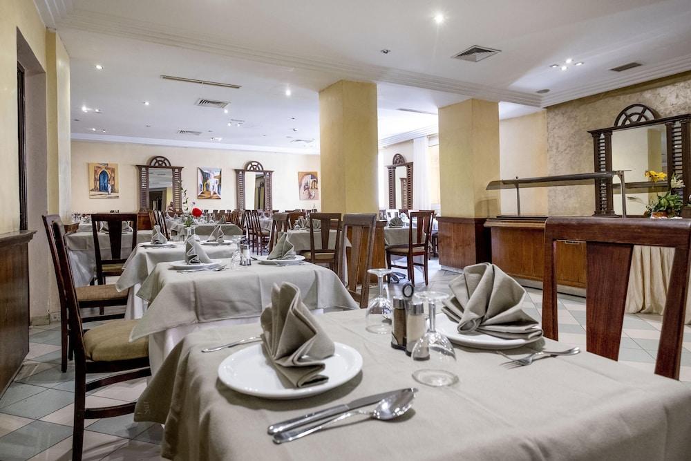 Hotel Ibn Khaldoun Τύνιδα Εξωτερικό φωτογραφία