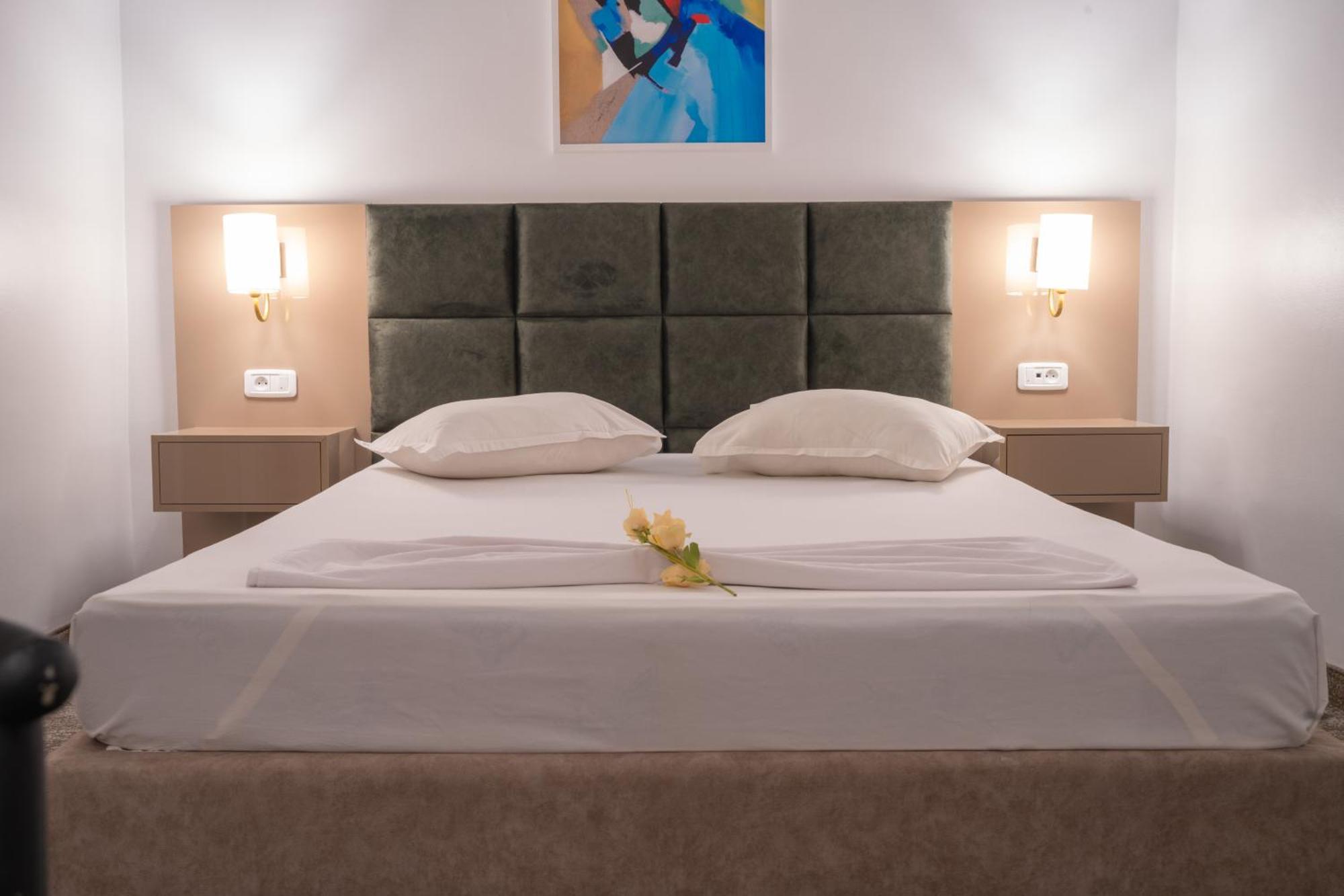 Hotel Ibn Khaldoun Τύνιδα Εξωτερικό φωτογραφία